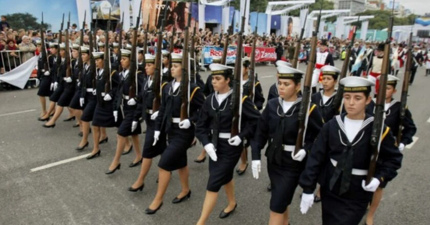 Desfile militar del 9 de Julio: detalles del masivo despliegue del Ejército, la Armada y la Fuerza Aérea