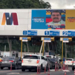 el viaje en un convoy de 9 autos blindados, la guerra logística que plantó Maduro y el latido de un país
