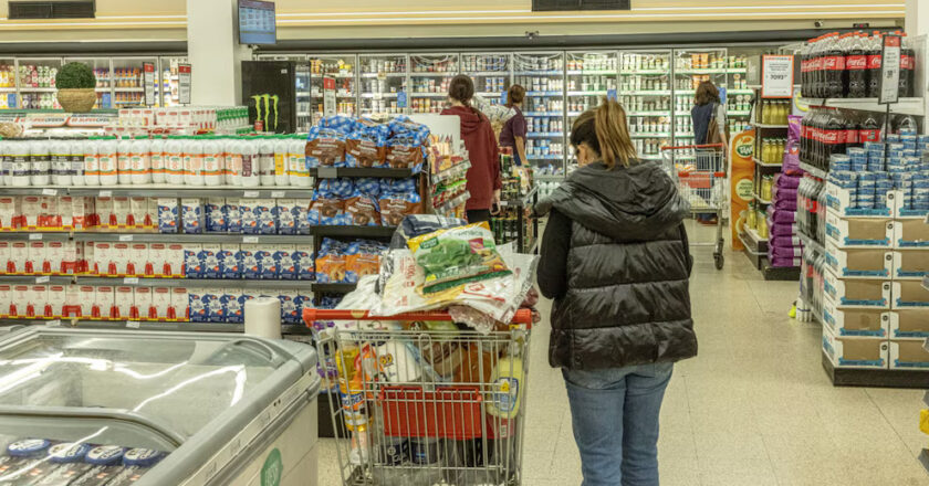 Los analistas revisan a la baja la inflación de octubre y algunos ven más cerca la posibilidad de perforar el 3%