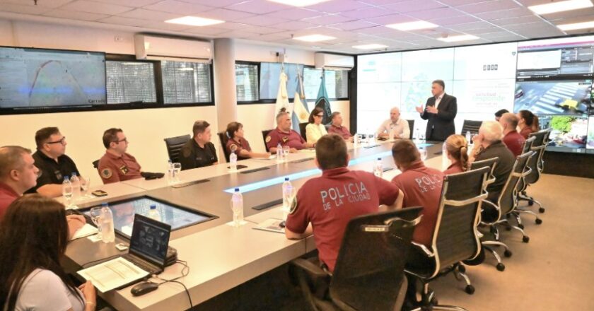 Jorge Macri reunió a la cúpula de Policía de la Ciudad y exigió cero tolerancia con el personal deshonesto que “mancha el uniforme”