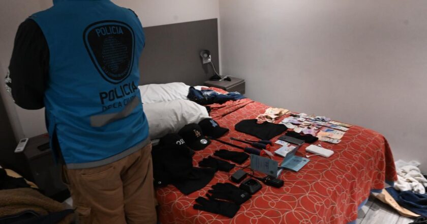 La Policía de la Ciudad detuvo a la banda que robó en la casa de Pampita