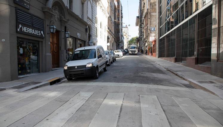 La Ciudad comenzó la reconversión de la calle Viamonte: cómo es la obra para mejorar el espacio público del Microcentro