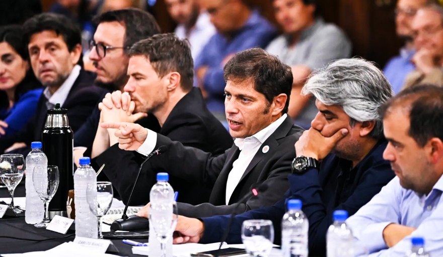 Alivio para intendentes: Kicillof reglamentó un fondo de emergencia millonario para municipios